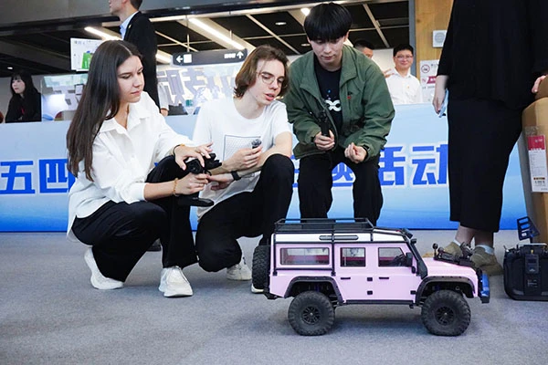 解锁青年创新力，共绘科技未来新图景